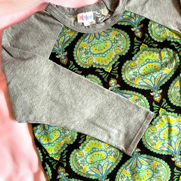 LuLaRoe 3/4-sleeve Paisley Baseball T-shirt - Picture 2 of 6